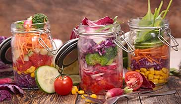 10 Tips for the Perfect Mason Jar Salad